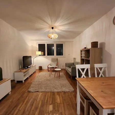 T3 Cosy Zola Parking Apartmán